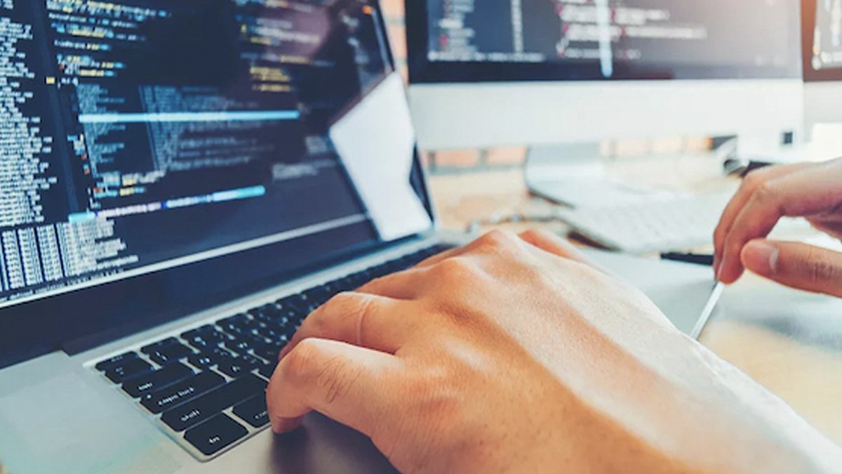 Licence professionnelle en développement informatique : Une formation clé
